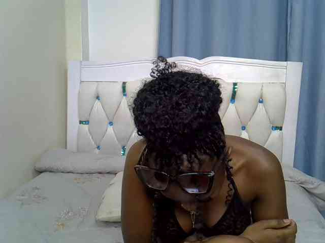 Prettycherry webcam