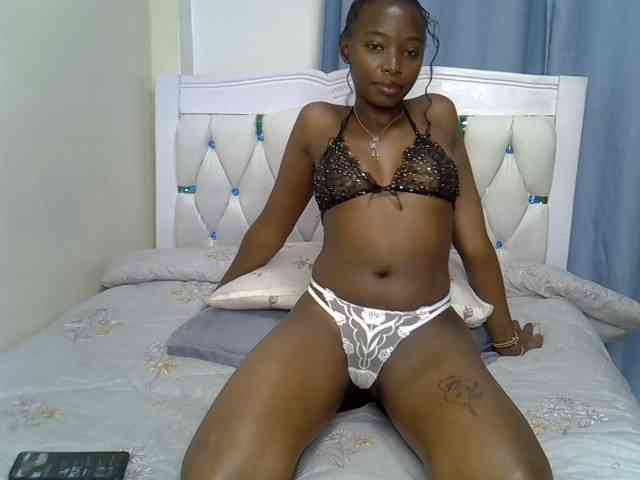Prettycherry webcam