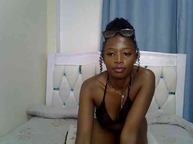 Prettycherry webcam