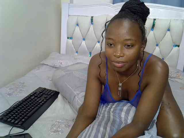 Prettycherry webcam