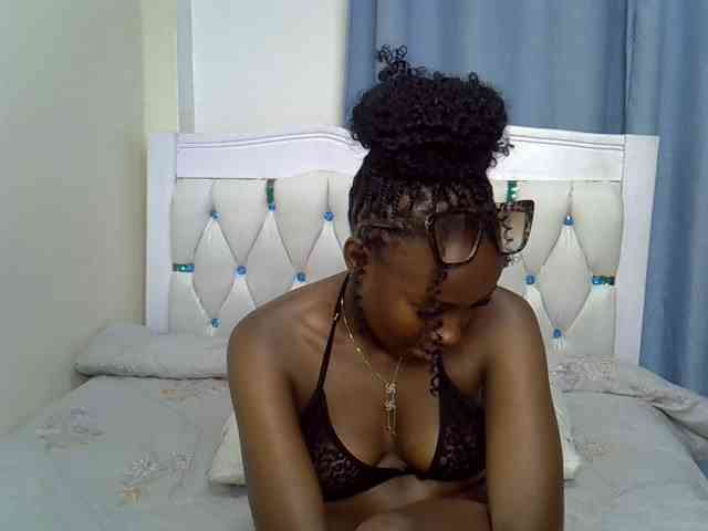 Prettycherry webcam