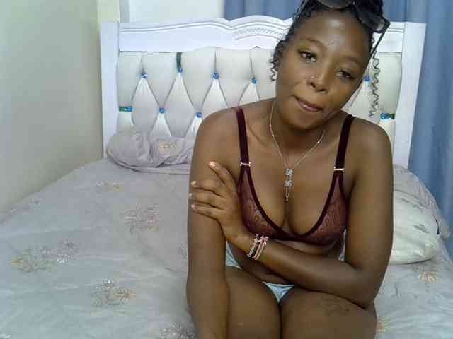Prettycherry webcam