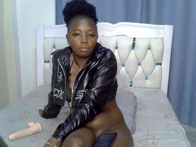 Prettycherry webcam