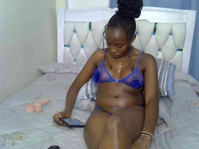 Prettycherry webcam
