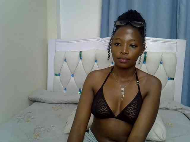 Prettycherry webcam
