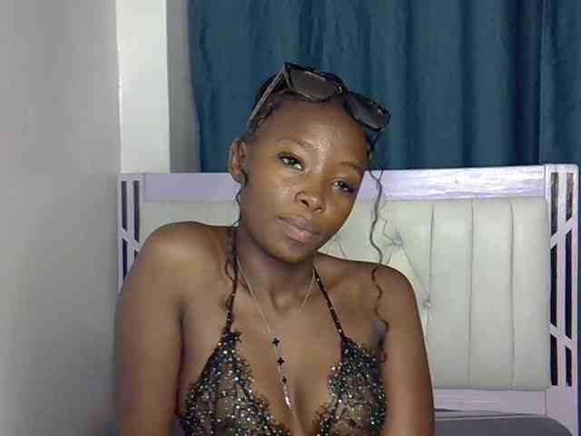Prettycherry webcam