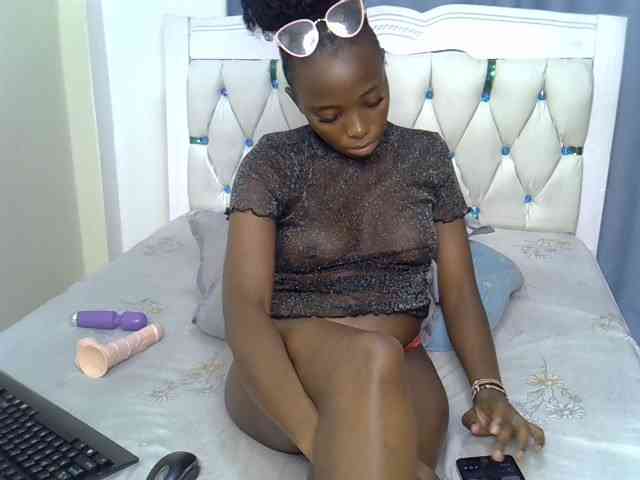 Prettycherry webcam