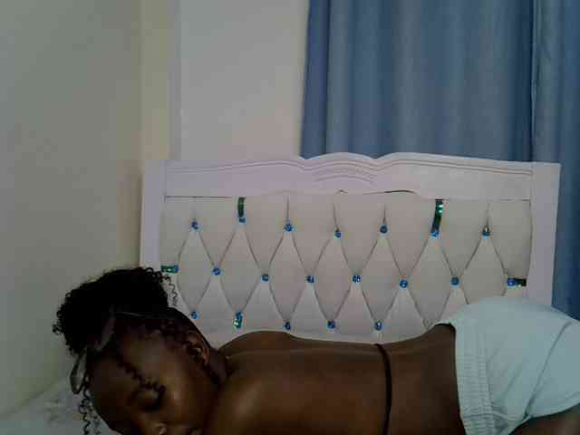 Prettycherry webcam