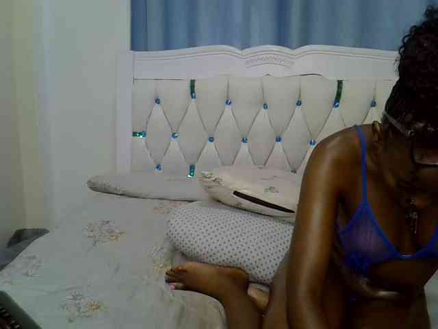 Prettycherry webcam