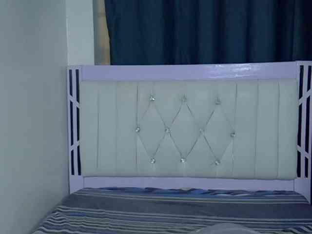 Prettycherry webcam