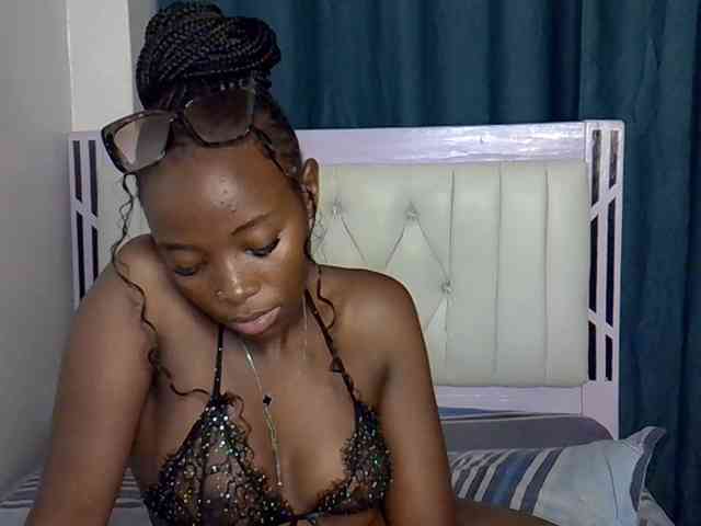 Prettycherry webcam
