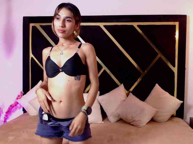 Scarlett-Moon3 webcam