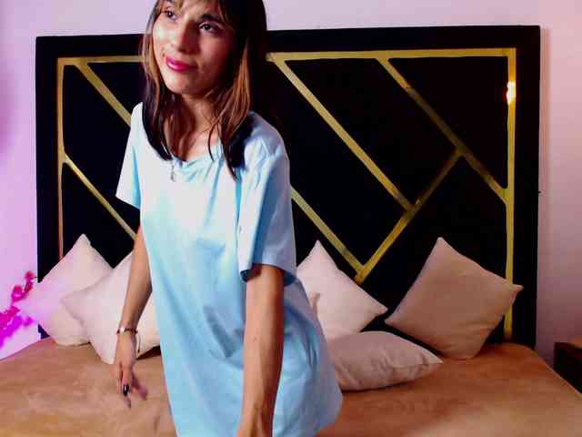 Scarlett-Moon3 webcam