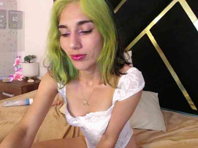 Scarlett-Moon3 webcam