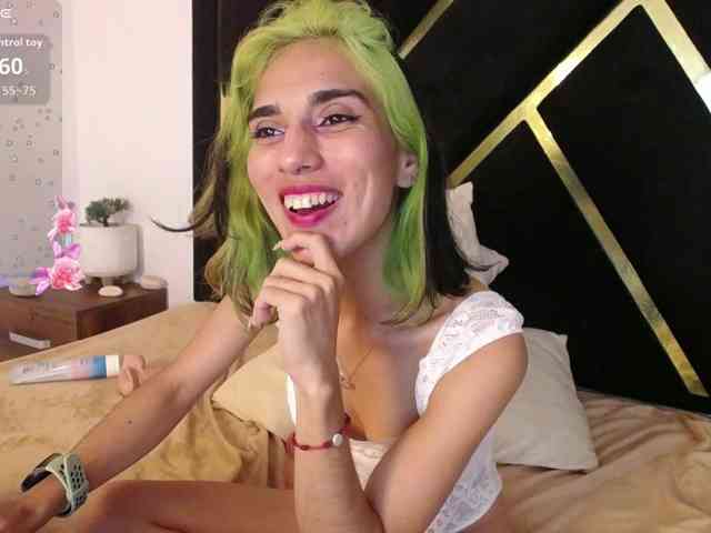 Scarlett-Moon3 webcam