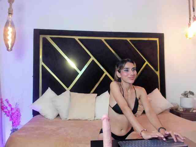 Scarlett-Moon3 webcam