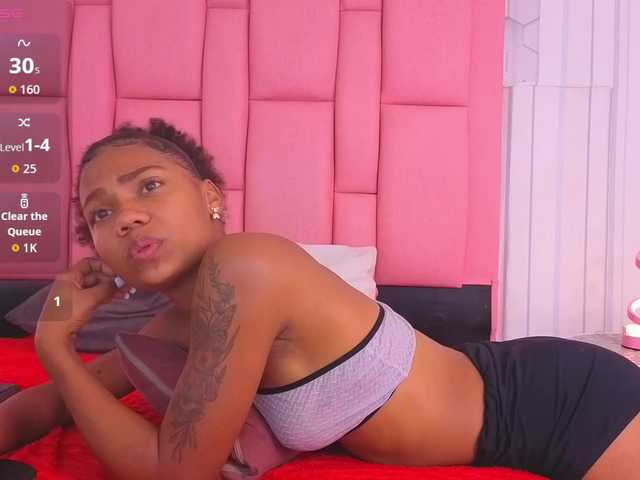 emelysweett live cam on BongaCams