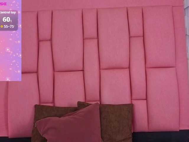 emelysweett live cam on BongaCams