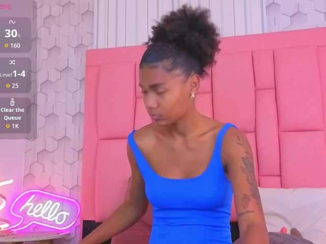 emelysweett live cam on BongaCams