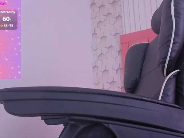 emelysweett live cam on BongaCams