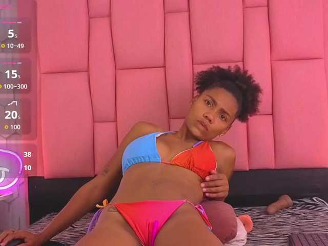 emelysweett live webcam show