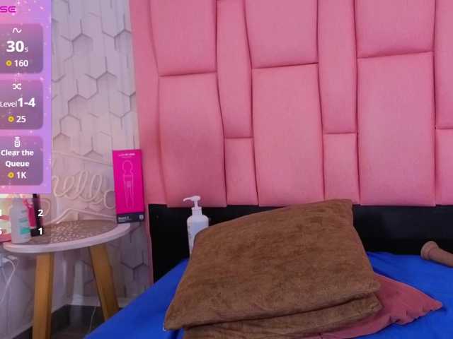 emelysweett live cam on BongaCams