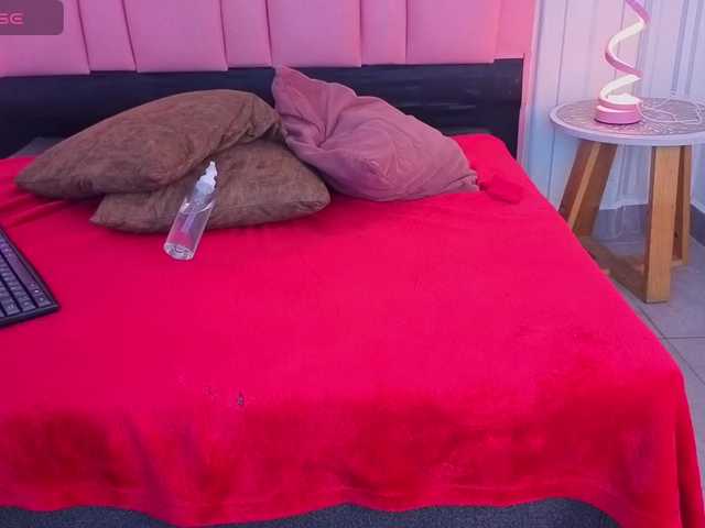 emelysweett live cam on BongaCams