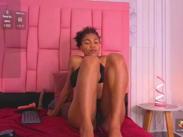 emelysweett live cam on BongaCams