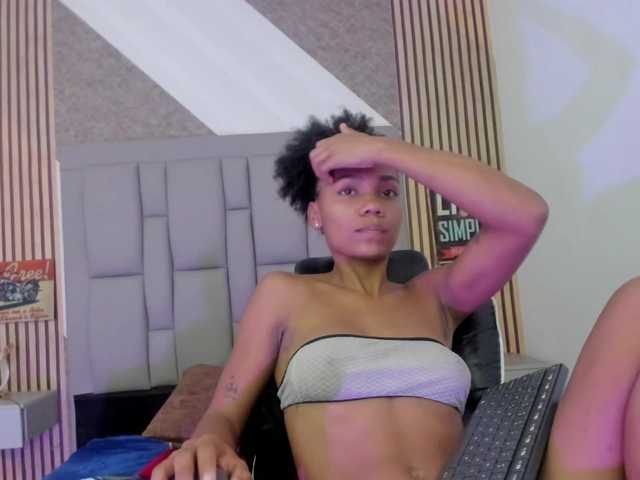 emelysweett live cam