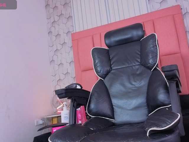 emelysweett live cam on BongaCams