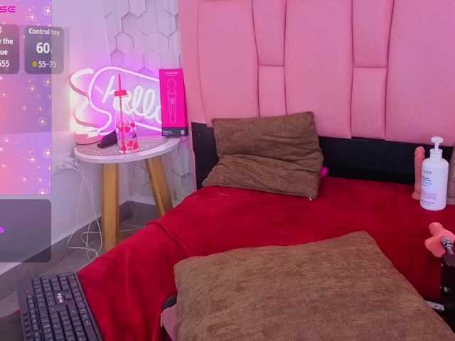 emelysweett live cam on BongaCams