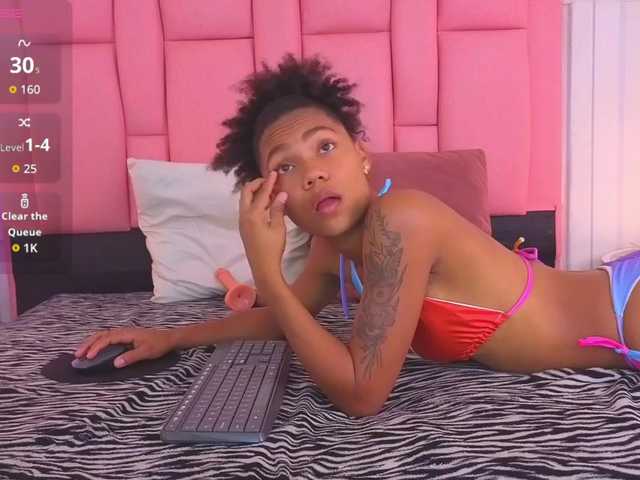 emelysweett live cam on BongaCams