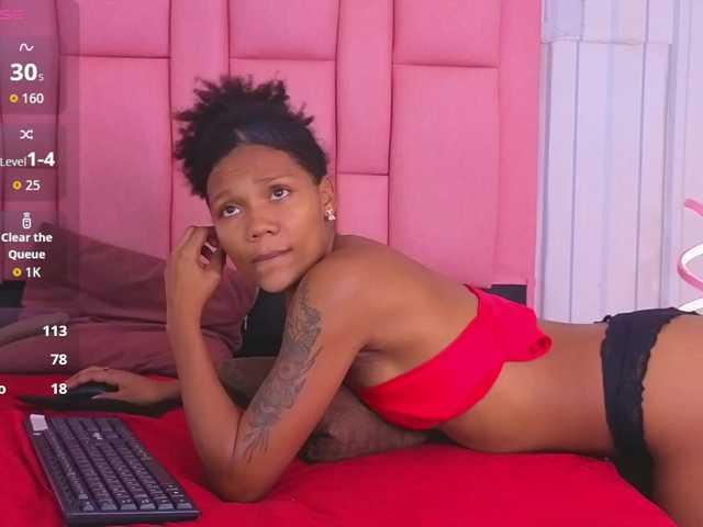 emelysweett live cam on BongaCams