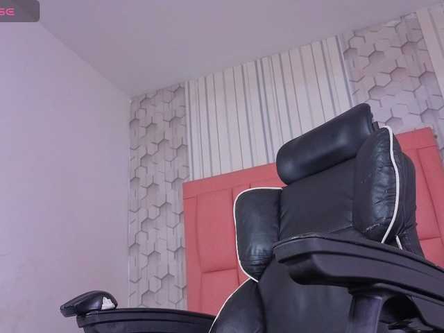 emelysweett live cam on BongaCams