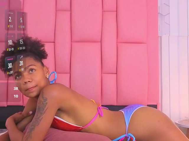 emelysweett live cam on BongaCams