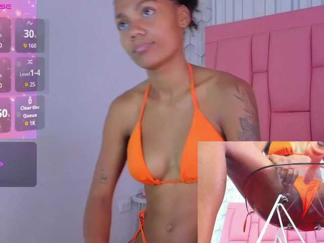 emelysweett live cam on BongaCams