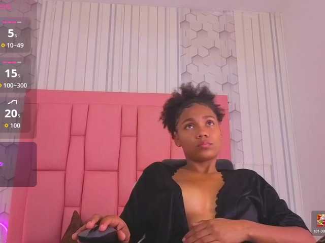 emelysweett live cam on BongaCams