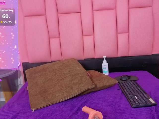 emelysweett live cam on BongaCams