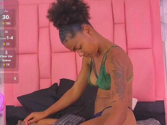 emelysweett live webcam show