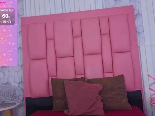 emelysweett live cam on BongaCams