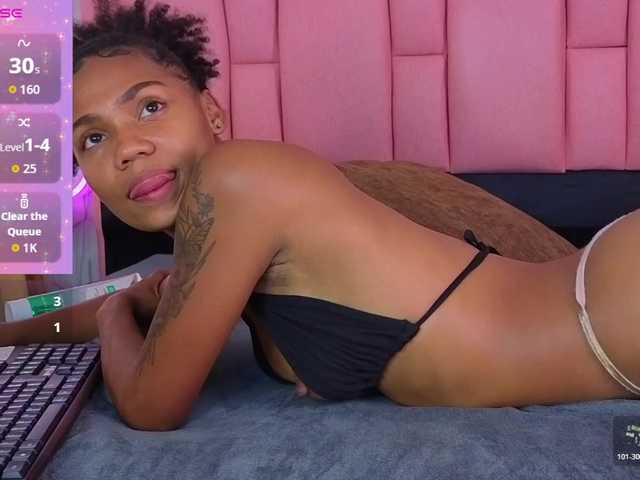 emelysweett live cam on BongaCams