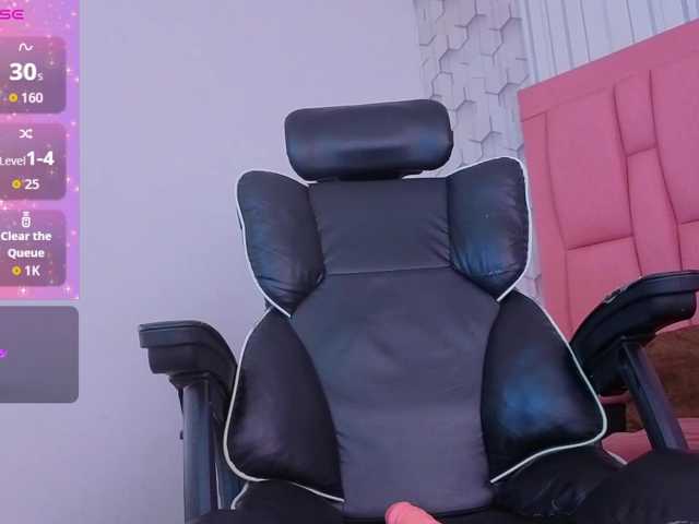 emelysweett live cam on BongaCams
