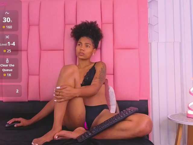 emelysweett live cam on BongaCams