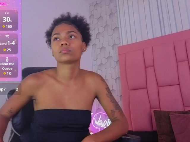 emelysweett live cam on BongaCams