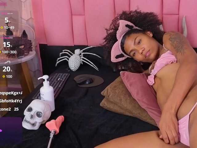 emelysweett, en vivo ahora en BongaCams