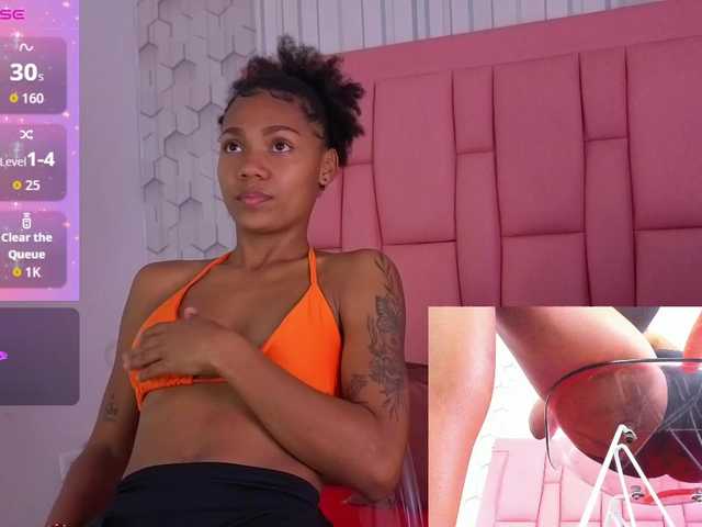 emelysweett live cam on BongaCams