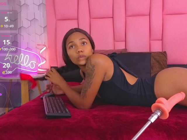 emelysweett live cam on BongaCams