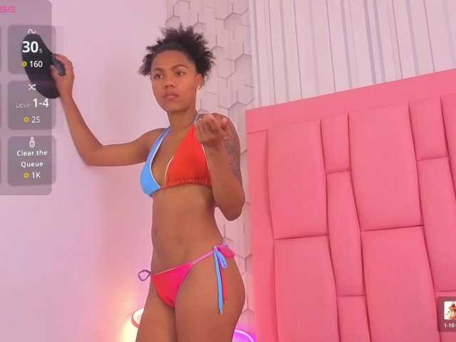 emelysweett live cam on BongaCams