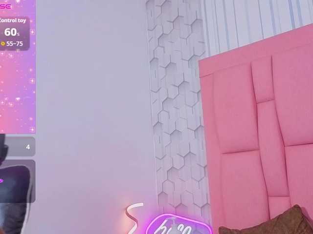 emelysweett live cam on BongaCams