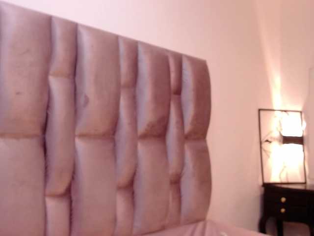 MADIISONCOX1 live webcam show